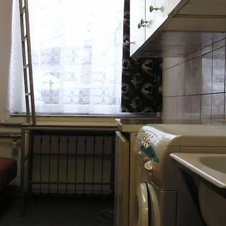 P3b Klimatyzacja ,netflix Kawalerka Mala Halczyna 9-2 Centrum 5 Przystankow Parkowanie Bezplatne Apartment *